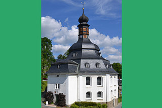 Blick auf die Kirche &quot;Zum Friedefürsten&quot; in Klingenthal